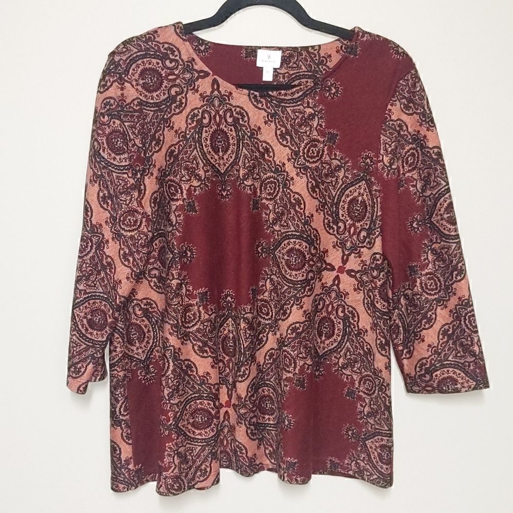 Dressbarn Three Quarters Length Blouse
